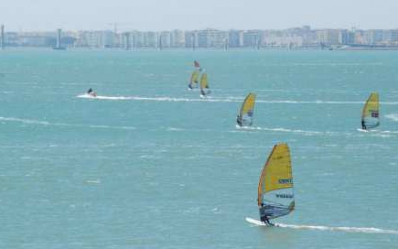 El Puerto de Santa María sede del Campeonato del Mundo de Vela RS:X