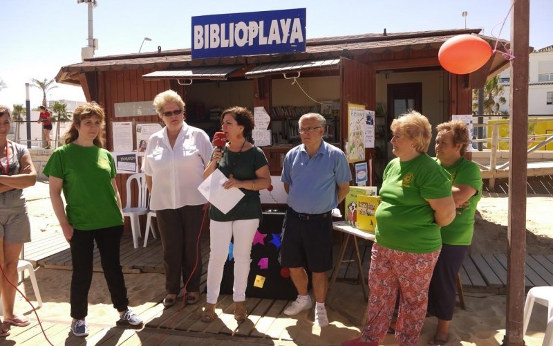 Actividades para los más pequeños en la Biblioplaya de Sanlucar de Barrameda